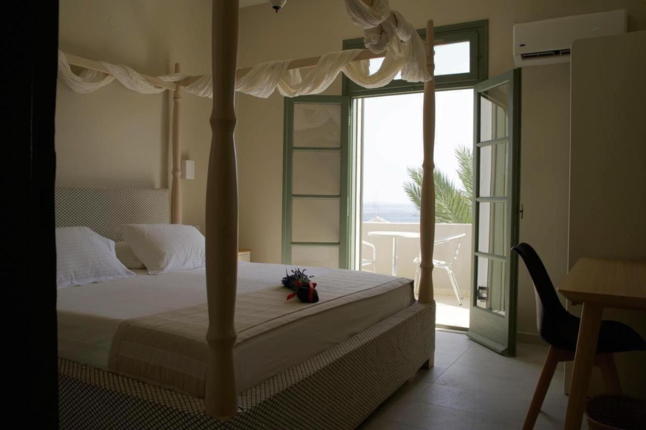Kores Aegina Agia Marina  Extérieur photo